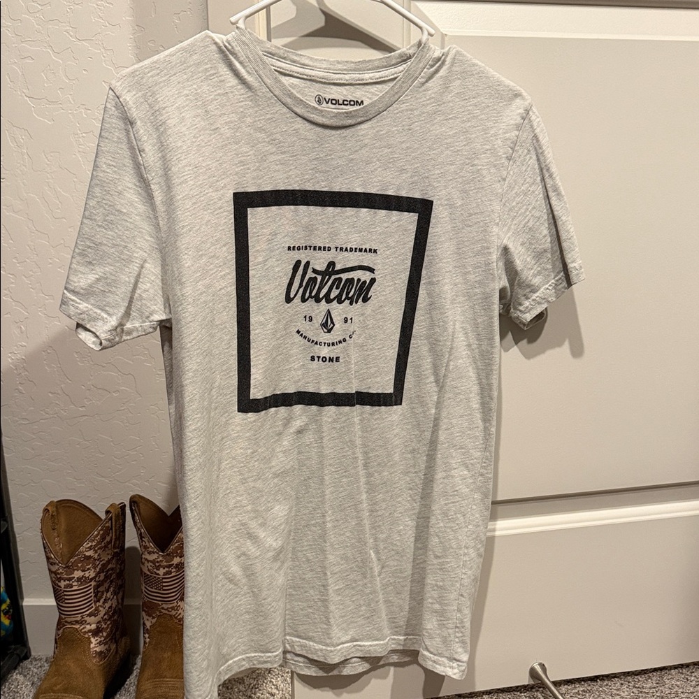 Volcom Light Gray Graphic Tee